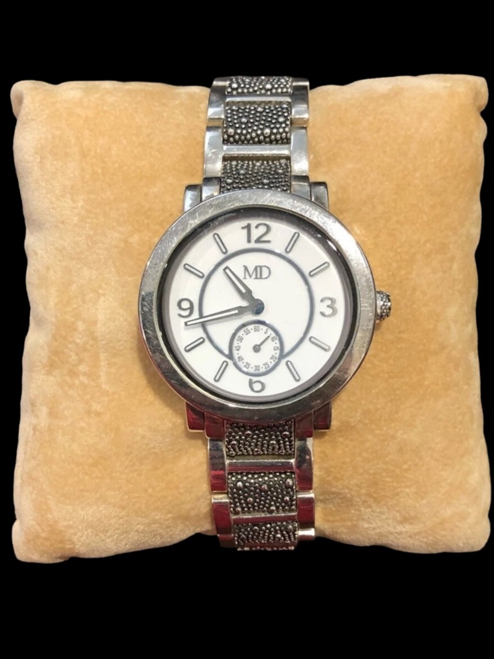 Michael Dawkins Silver Tone Women's Round Face Watch - White Dial